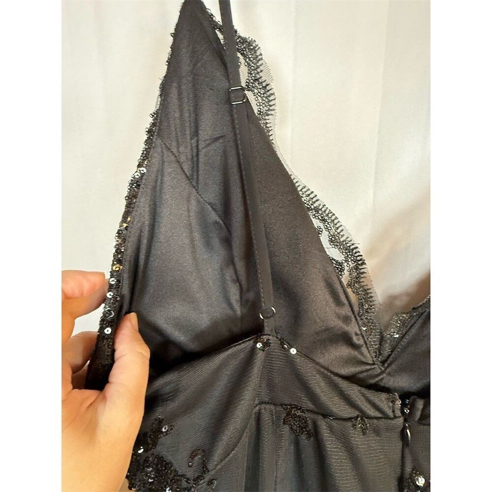 Womens Fashion Nova Formal Jumpsuit 1X Black Sequin Lace Overlay Maxi V-Neck - Picture 10 of 16